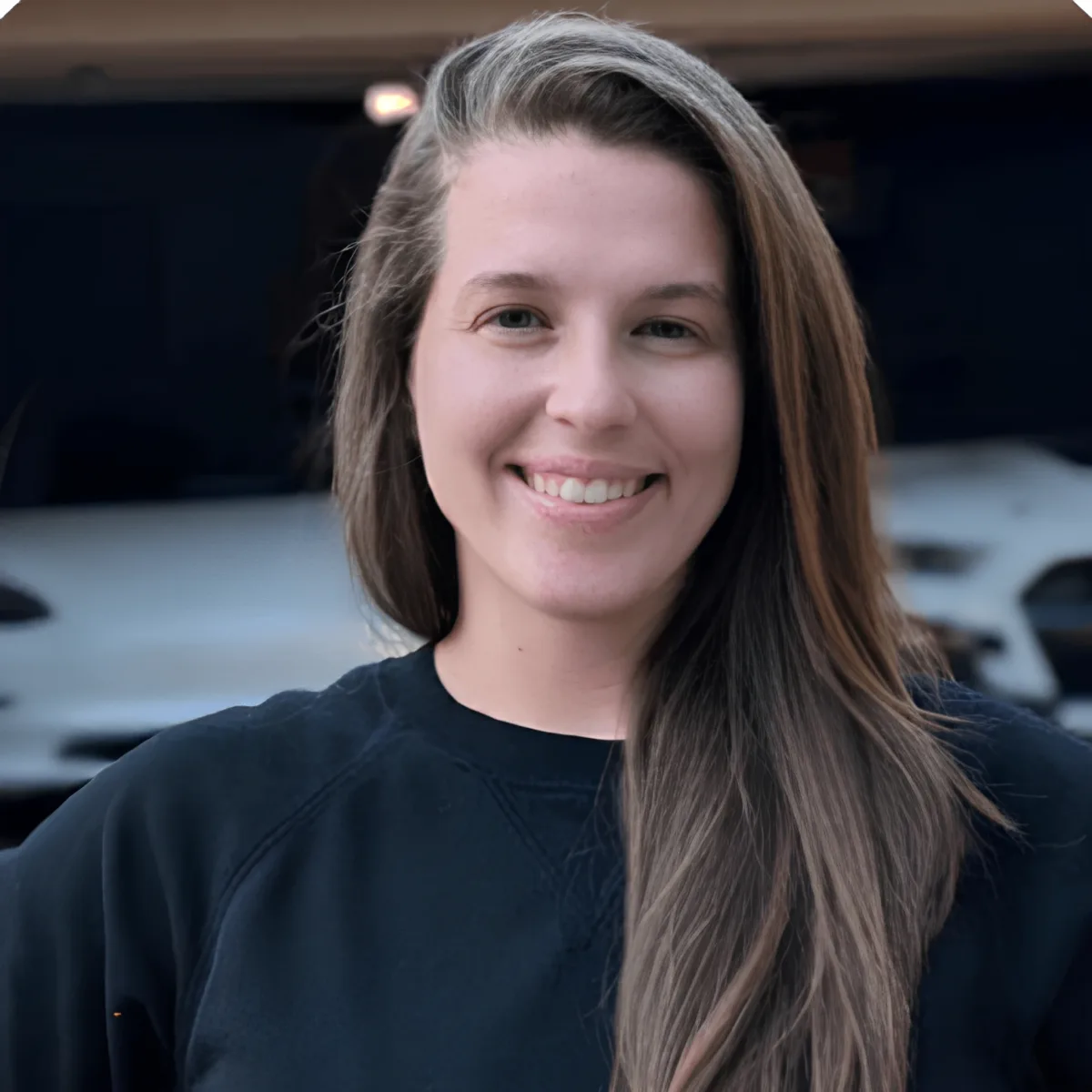 Portrait of Aubrey Janik, content creator and car sharing expert